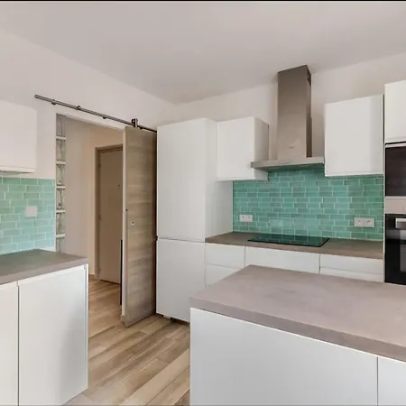 Proche Gare Et Bus Luxembourg Apartman *